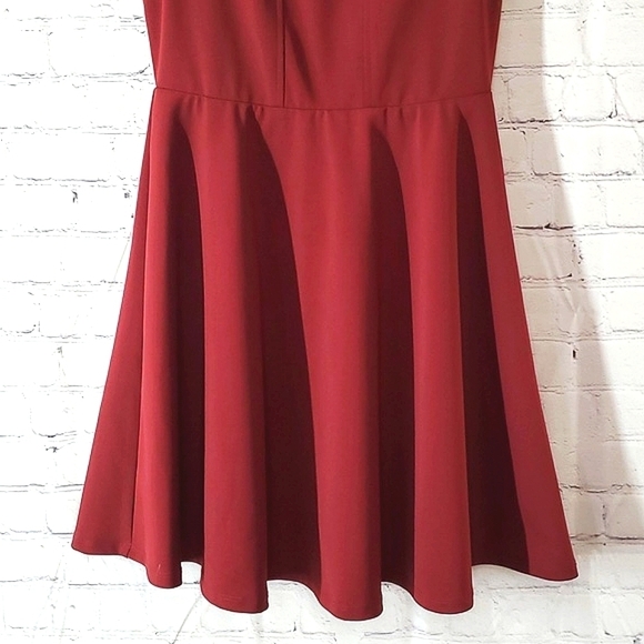 MM Couture Miss Me Merlot Wine Cranberry Sleeveless Sheer Back Midi Dress Size M - Picture 6 of 13